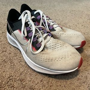 Women’s Nike Pegasus Size 9.5